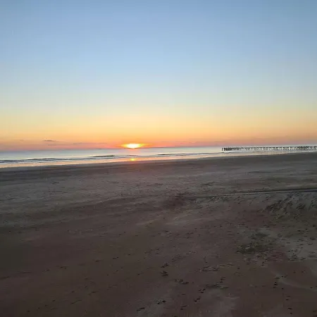 Moderne 2 Pieces + Cabine, Terrasse, Proche - - Fr-1-224c-204 아파트 생장드몽