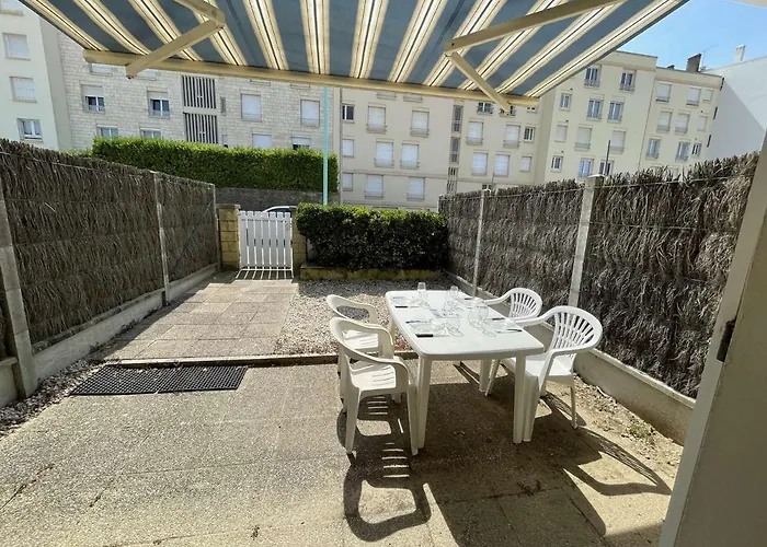 Moderne 2 Pieces + Cabine, Terrasse, Proche - - Fr-1-224c-204 Apartamento