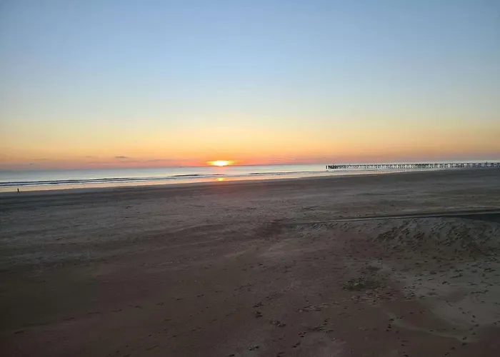 Moderne 2 Pieces + Cabine, Terrasse, Proche - - Fr-1-224c-204 아파트 생장드몽